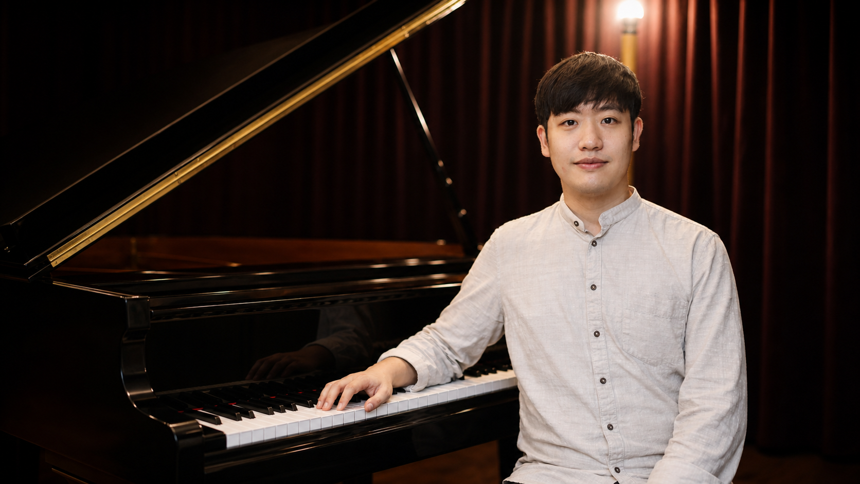 Leo Kim am Klavier